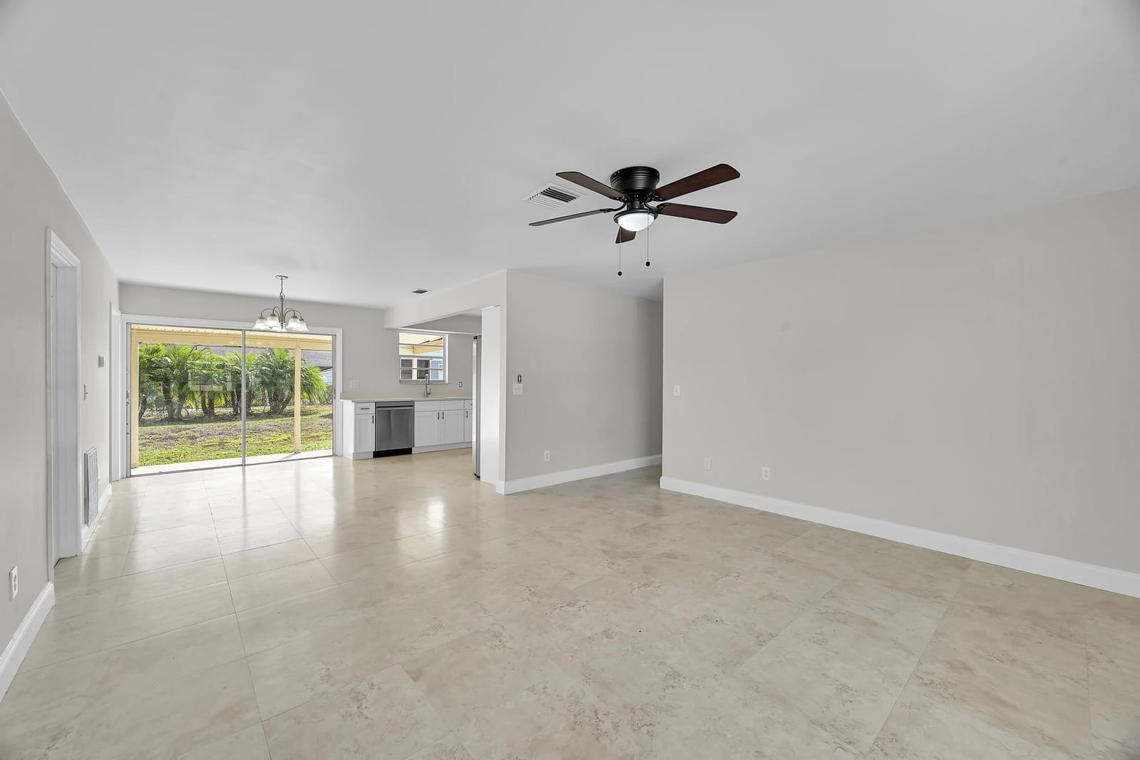 434 NE Electra Avenue, Port St. Lucie, FL 34983 photo 5