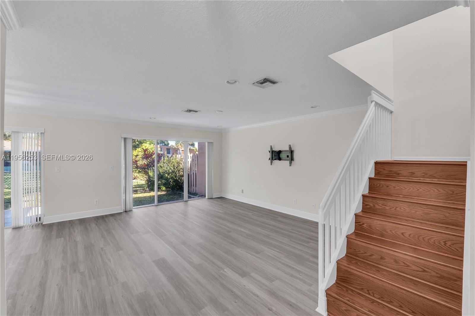 11063 SW 16th Manor — photo 9