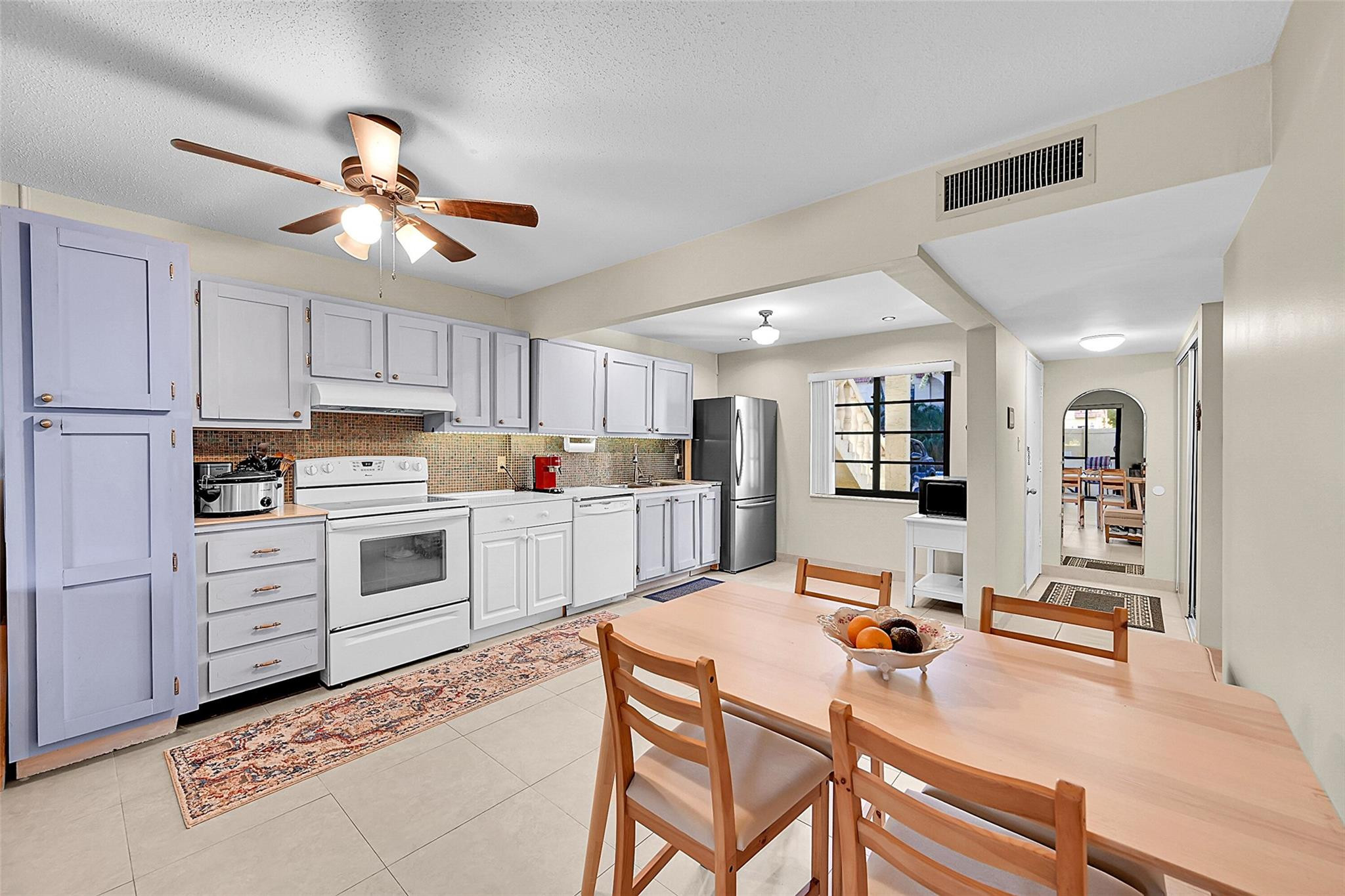 138 S Cypress Road 214, Pompano Beach, FL 33060, Pompano Beach