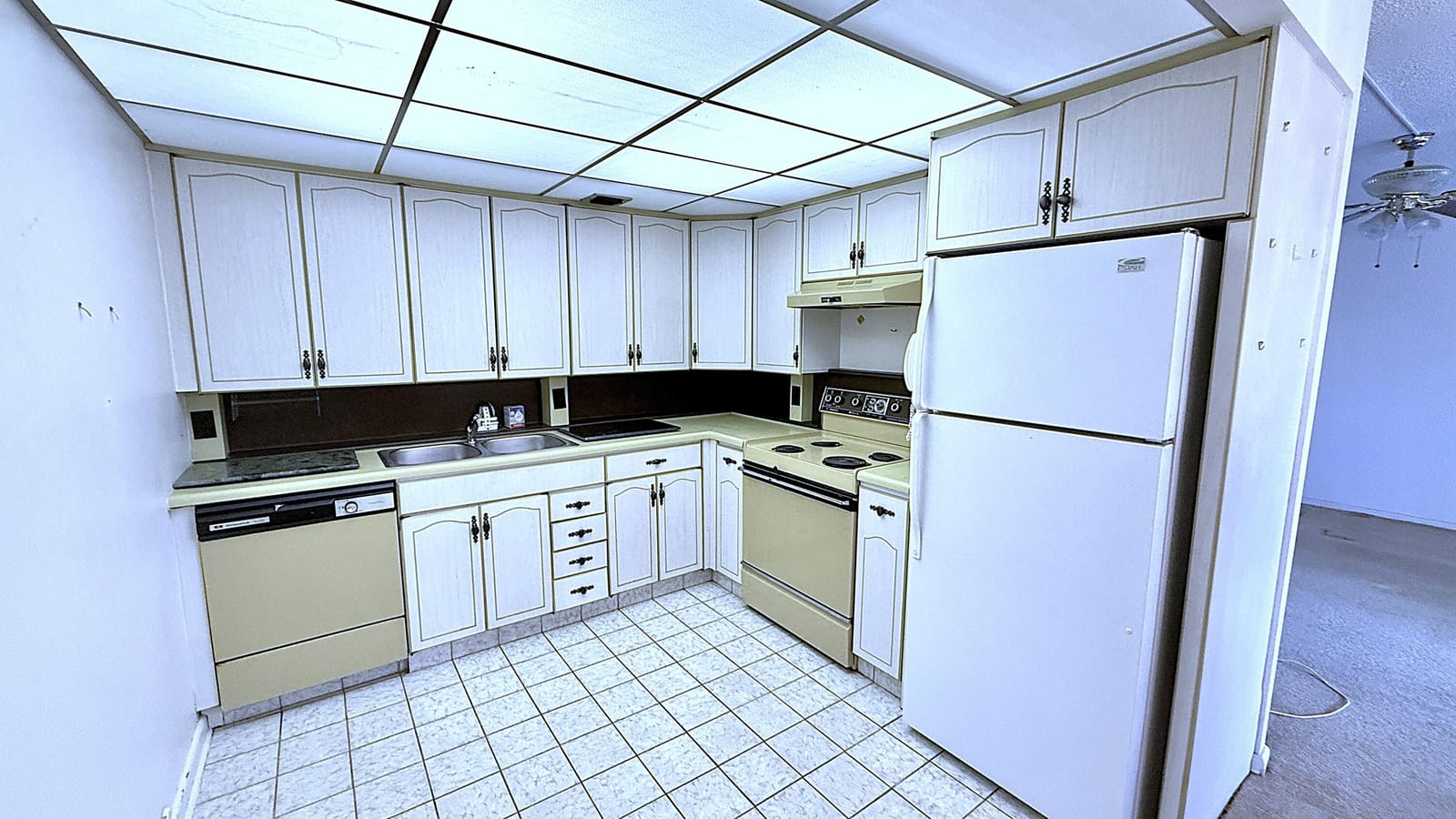 3082 Oakridge U, Deerfield Beach, FL 33442 photo 13