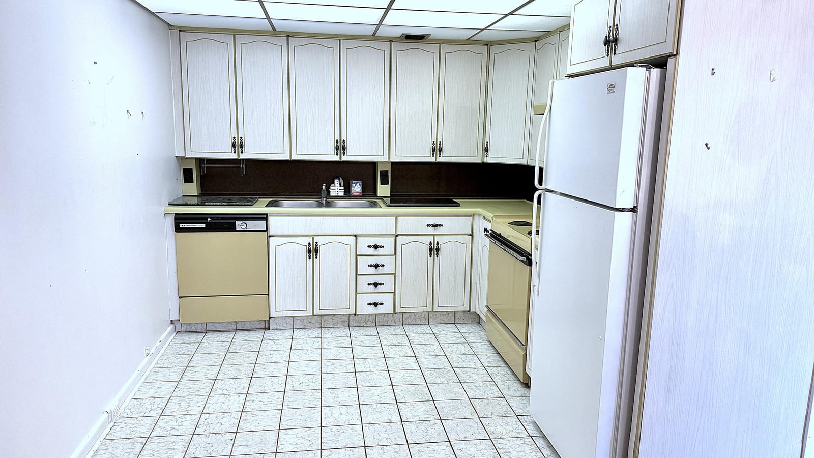 3082 Oakridge U, Deerfield Beach, FL 33442 photo 14