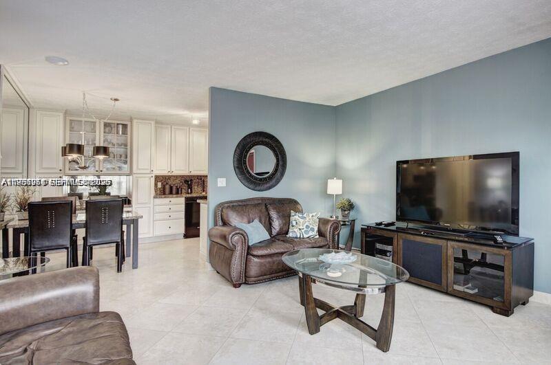 221 SE 9th Avenue 112, Pompano Beach, FL 33060, Pompano Beach