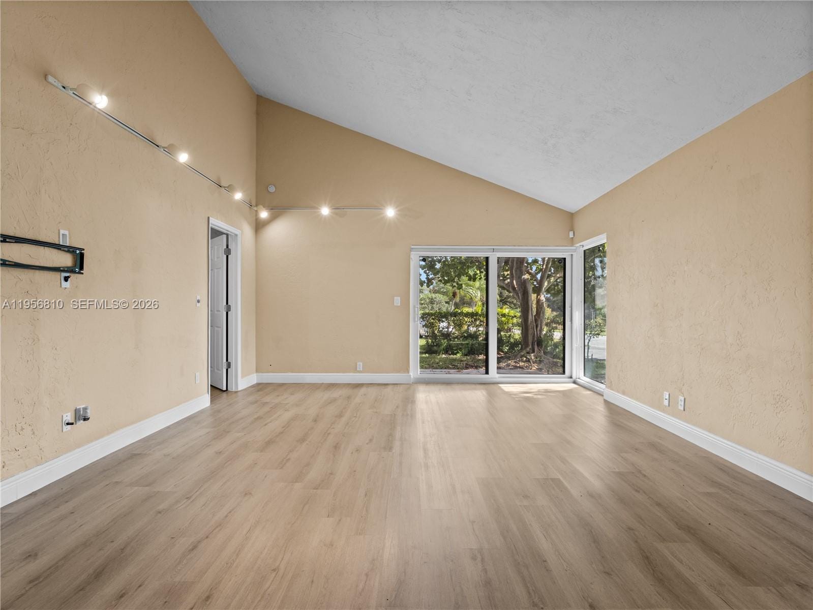 3400 Cherry Garden Circle 156, Lauderhill, FL 33319 photo 11