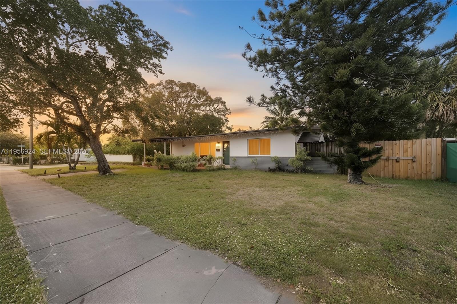 3473 Riverland Road, Fort Lauderdale, FL 33312 photo 2