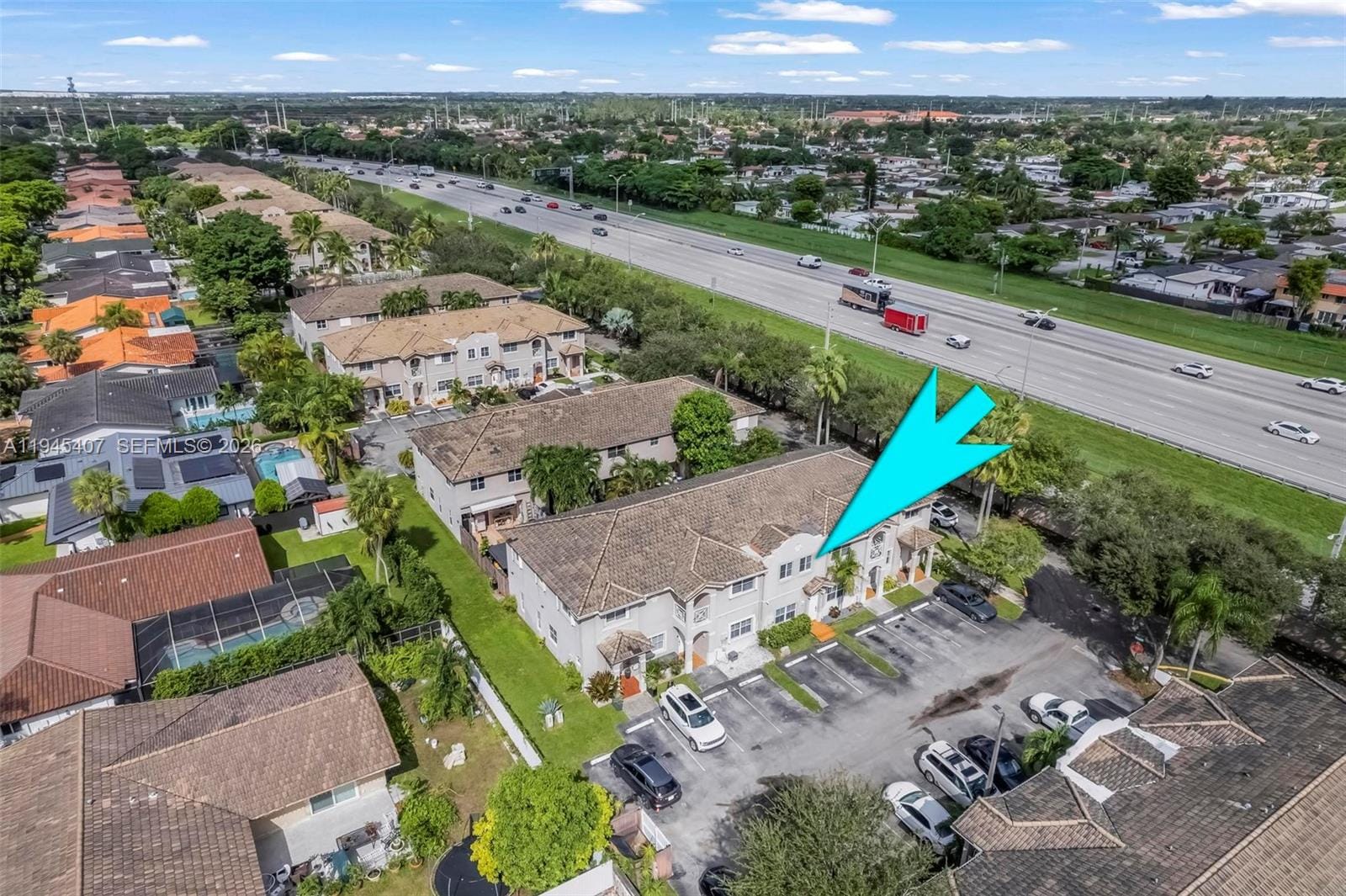 16618 NW 71st Avenue, Miami Lakes, FL 33014 photo 2
