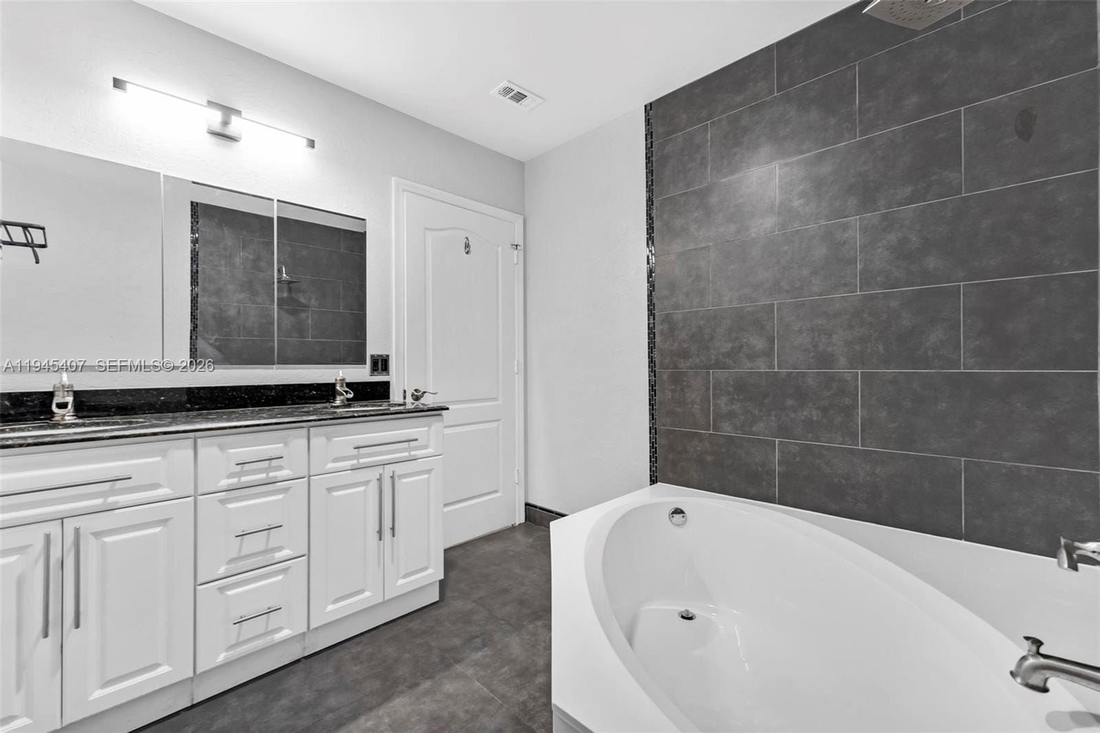 16618 NW 71st Avenue, Miami Lakes, FL 33014 photo 21