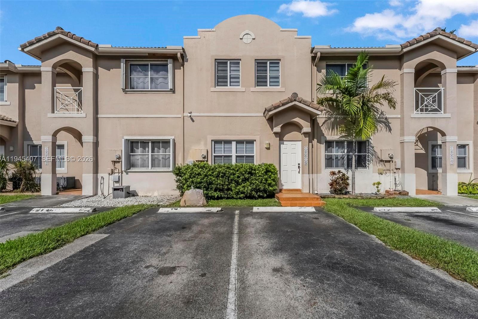 16618 NW 71st Avenue, Miami Lakes, FL 33014, Miami Lakes