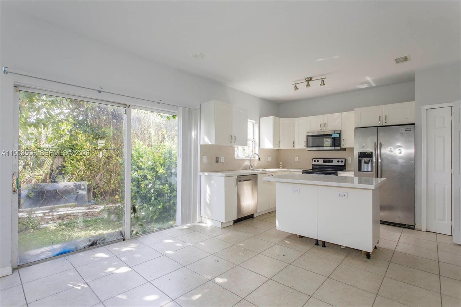 1518 SE 31 Court — photo 12