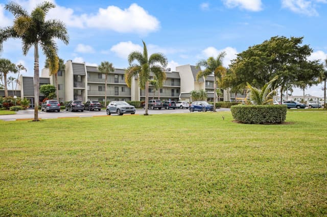 4130 Tivoli Court 103, Lake Worth, FL 33467