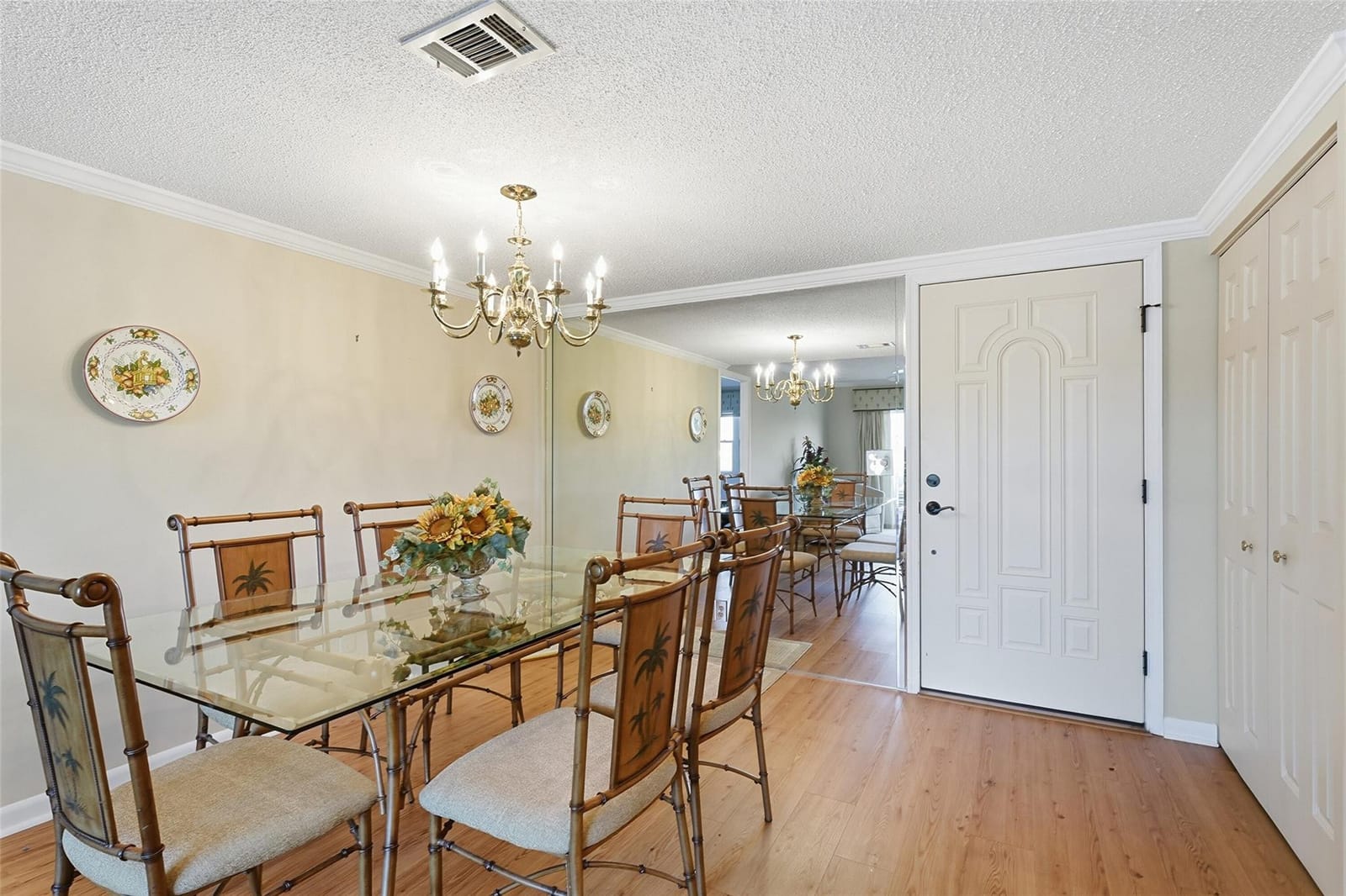 401 Lake Frances Drive 401 — photo 7