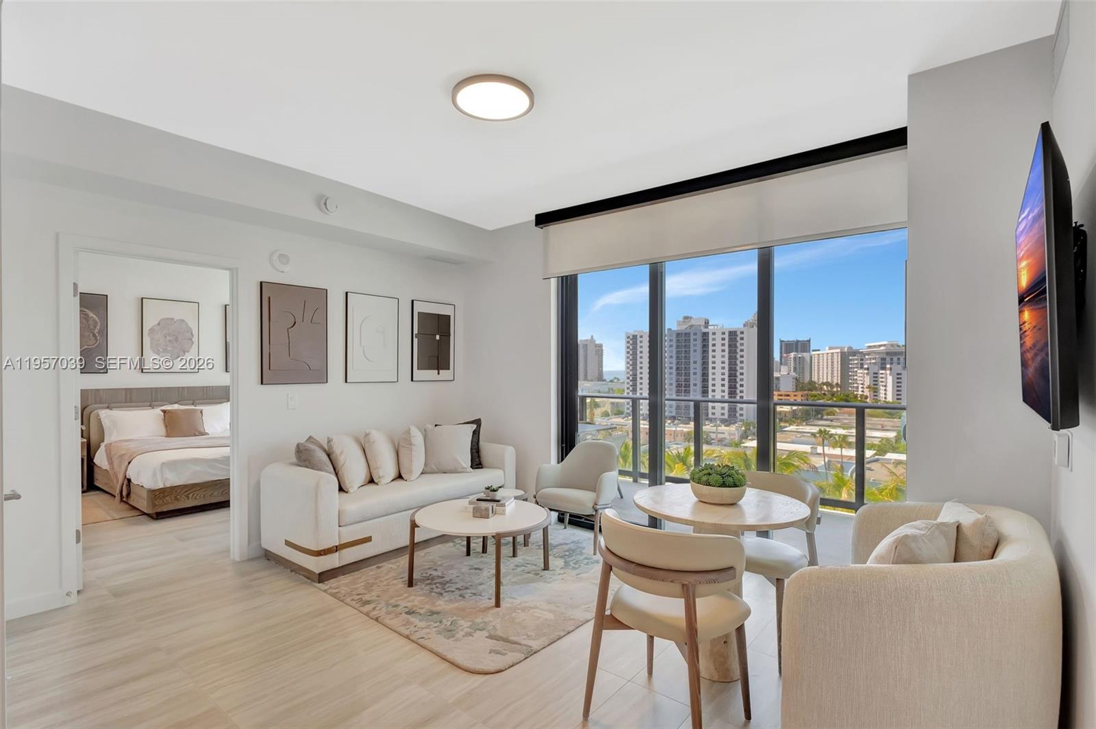 580 72nd Street 808, Miami Beach, FL 33141, Miami Beach