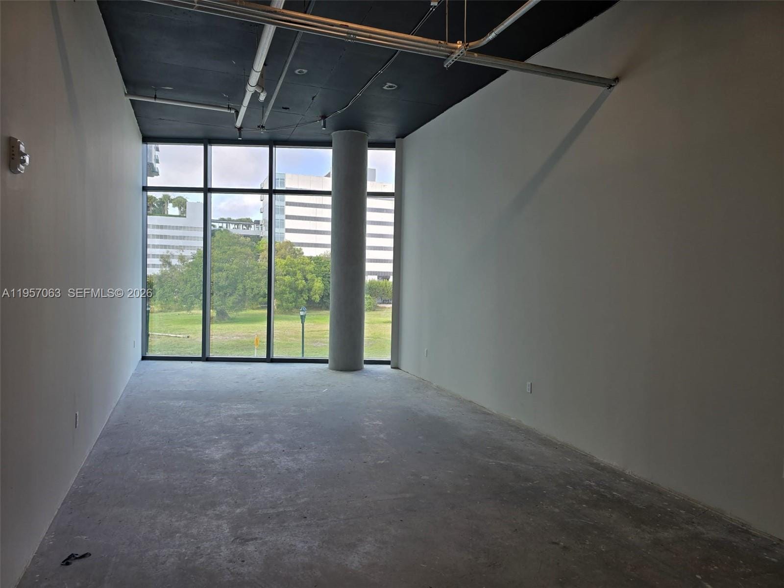 21290 Biscayne Boulevard 204 — photo 4