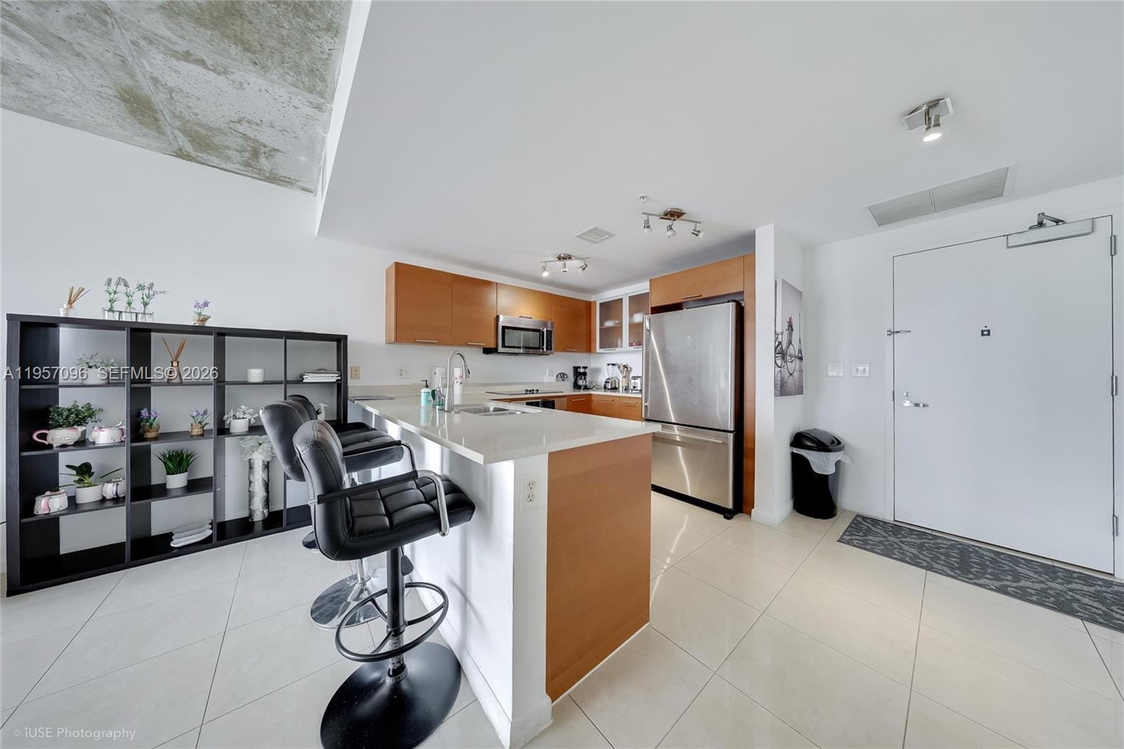 3250 NE 1st Avenue 811 — photo 3