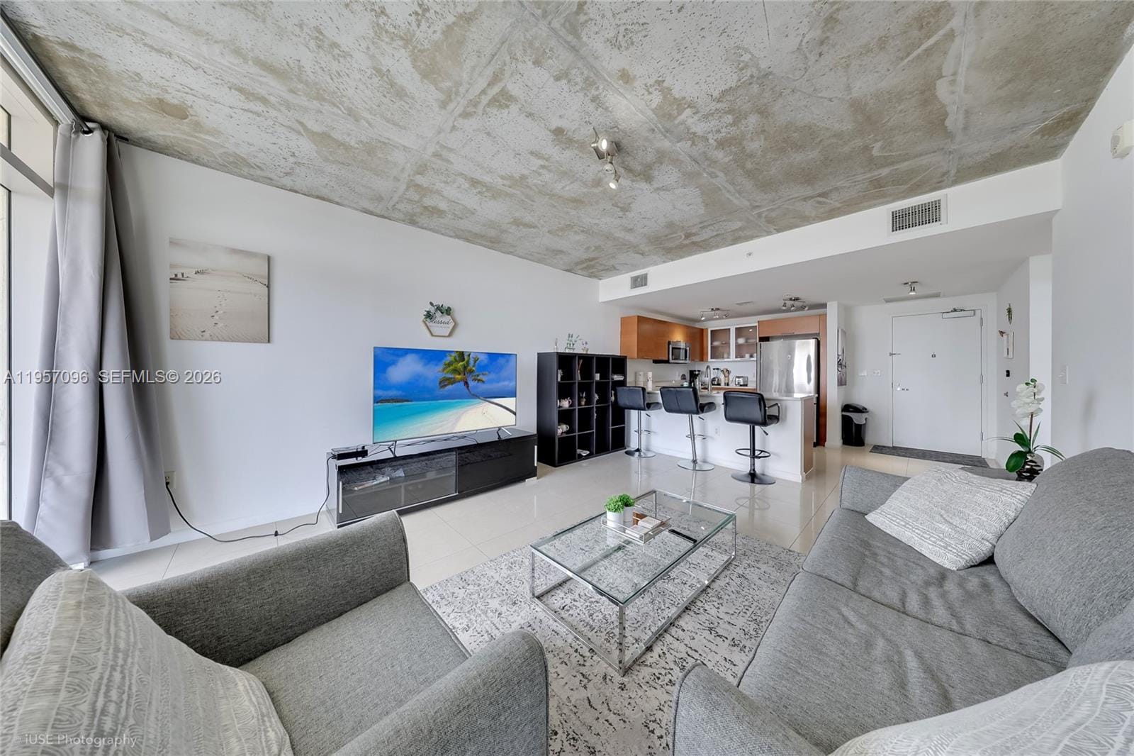 3250 NE 1st Avenue 811 — photo 6