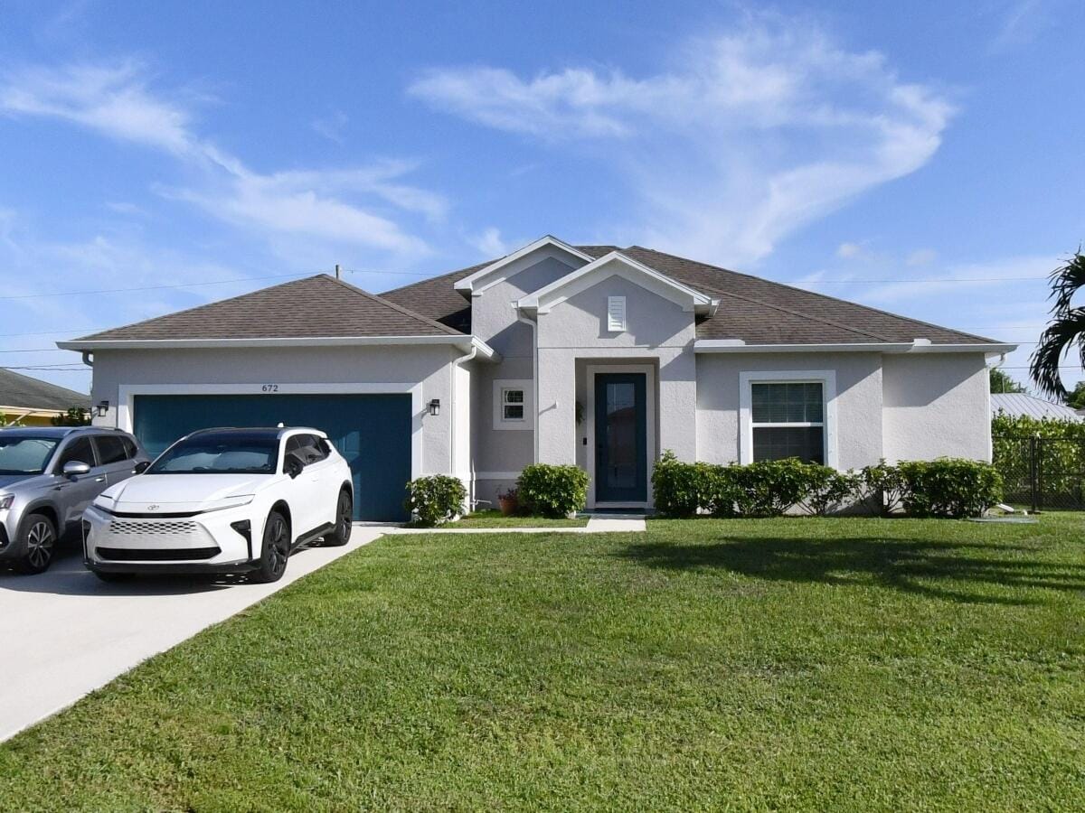 672 SW Jacoby Avenue, Port St. Lucie, FL 34953
