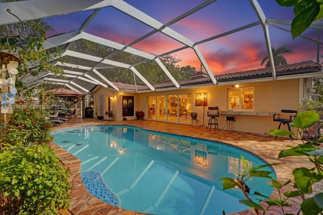 1237 Garfield Street, sold in Country Club Homes, Hollywood, FL