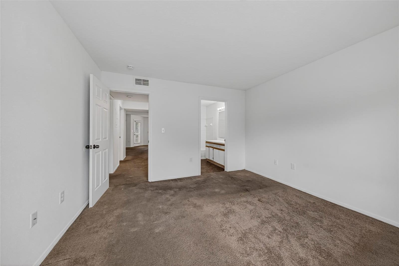 2361 NW 33rd Street 605 — photo 12