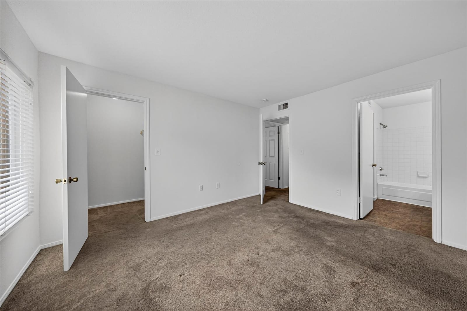 2361 NW 33rd Street 605, Oakland Park, FL 33309 photo 14
