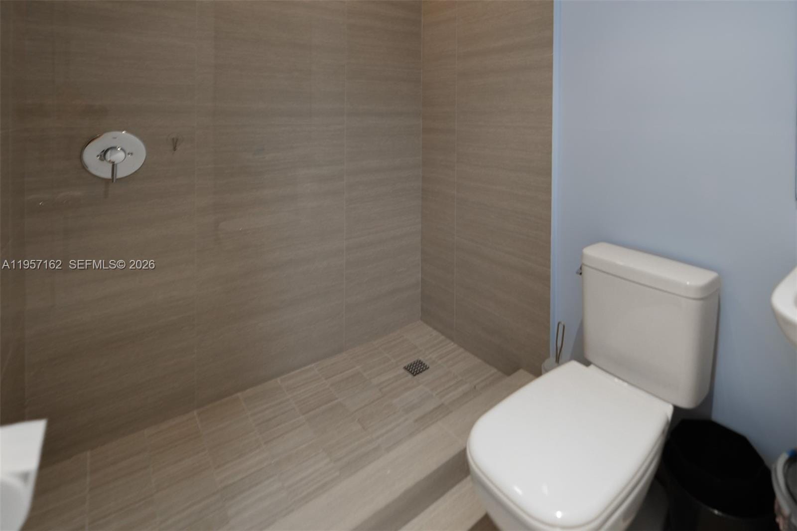 3250 NE 188th Street 404, Aventura, FL 33180 photo 29