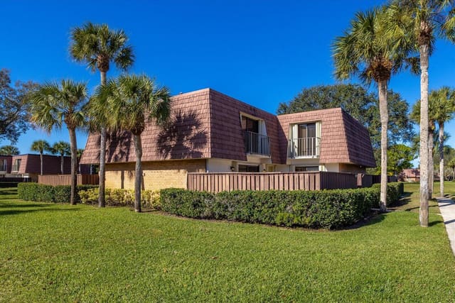 2959 SW Sunset Trace Circle, sold in Sunset Trace At Martin Downs (Aka Martin Downs Pla, Palm City, FL