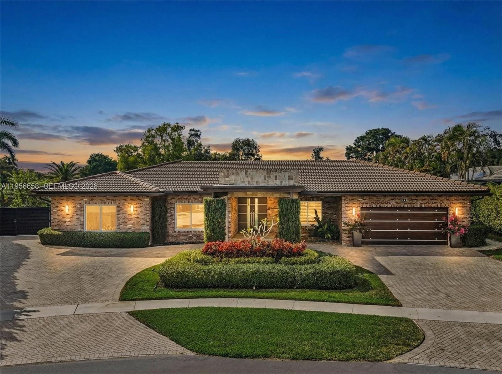 16380 Paddock Lane, Weston, FL 33326 photo 2