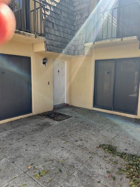 192 Lake Arbor Drive 192, Palm Springs, FL 33461 photo 5