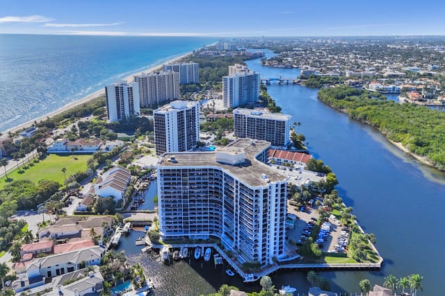 4740 S Ocean Boulevard 503, sold in Braemar Isle Condo, Highland Beach, FL