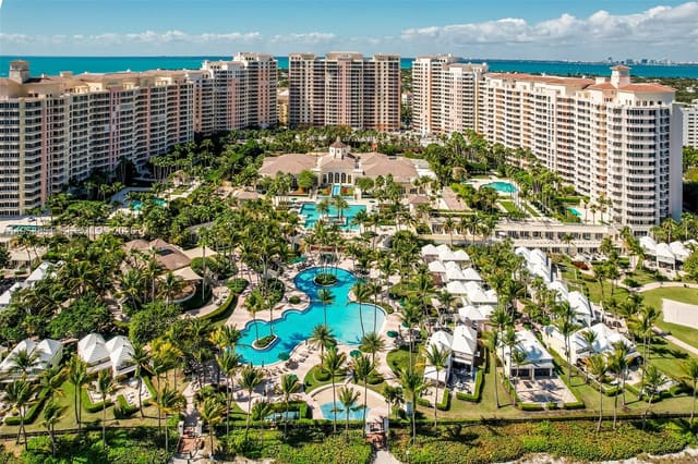 789 Crandon Blvd 1805 1805, sold in Club Tower One, Key Biscayne, FL