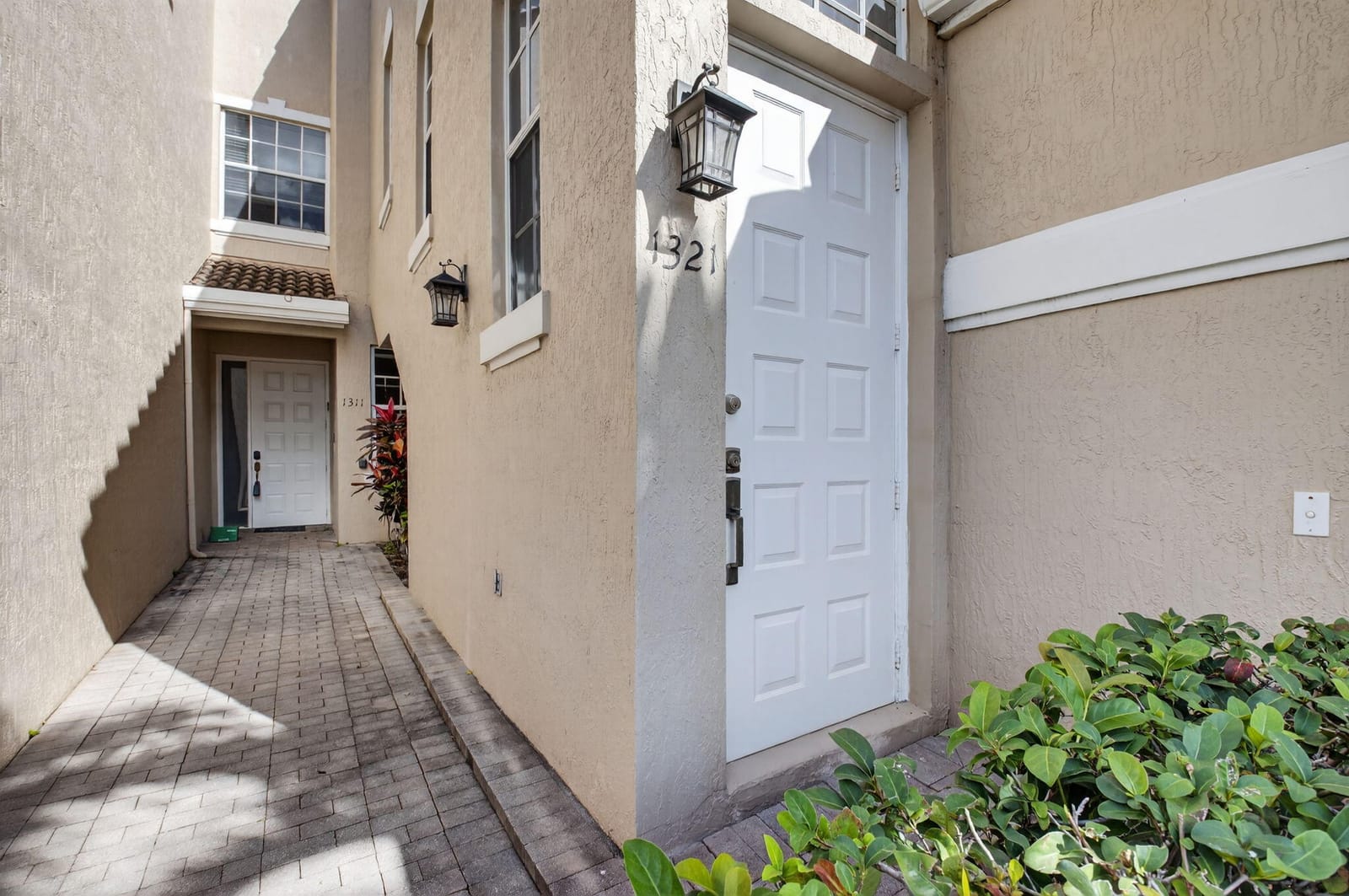 6560 Villa Sonrisa Drive 1321 — photo 2