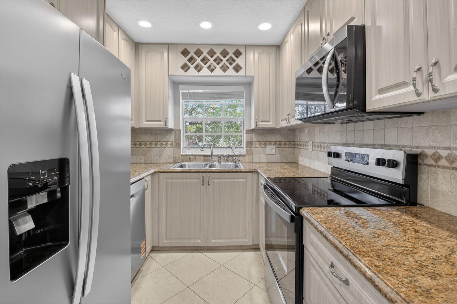 9197 SW 3rd Street, Boca Raton, FL 33428 photo 15