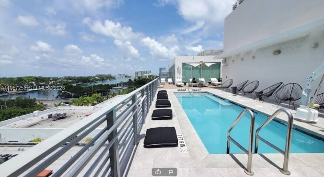 6080 Collins Avenue PH09 — photo 4