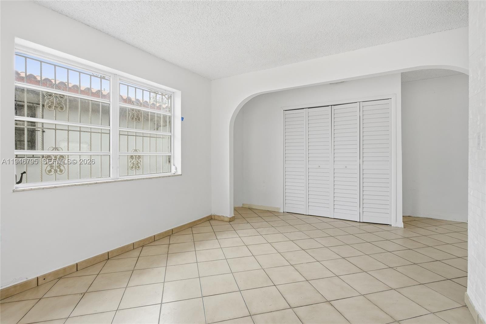 836 W 37th Street — photo 12