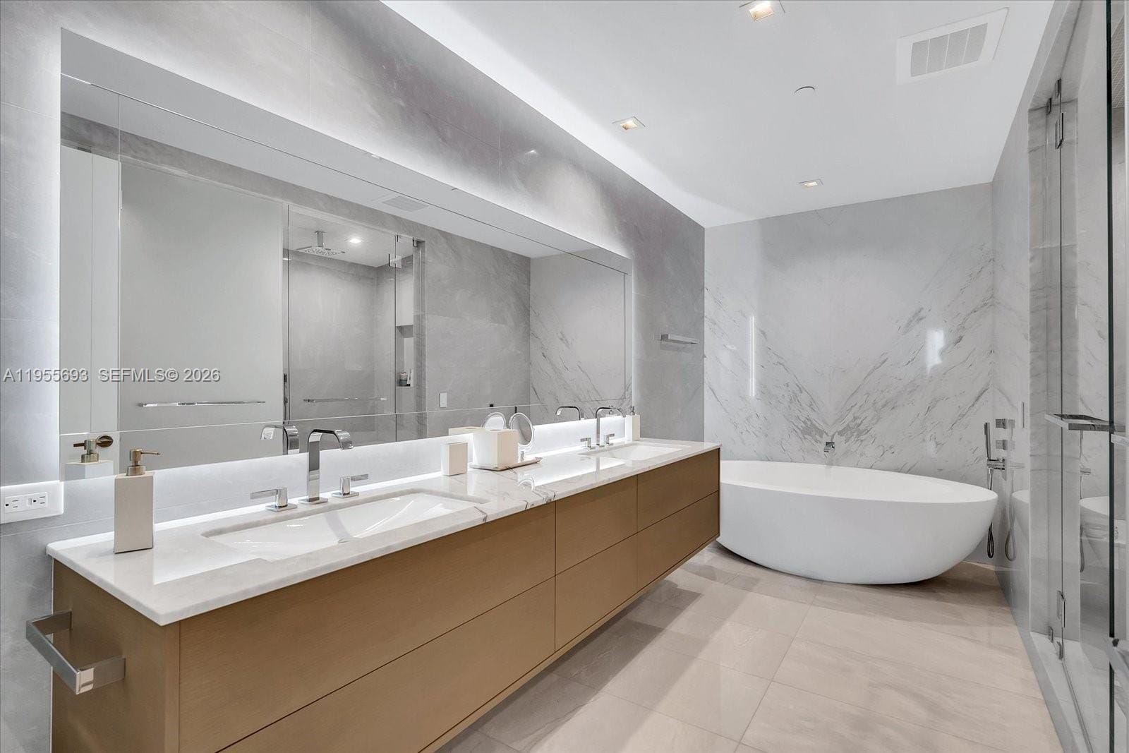 18501 Collins Avenue 704, Sunny Isles Beach, FL 33160 photo 16