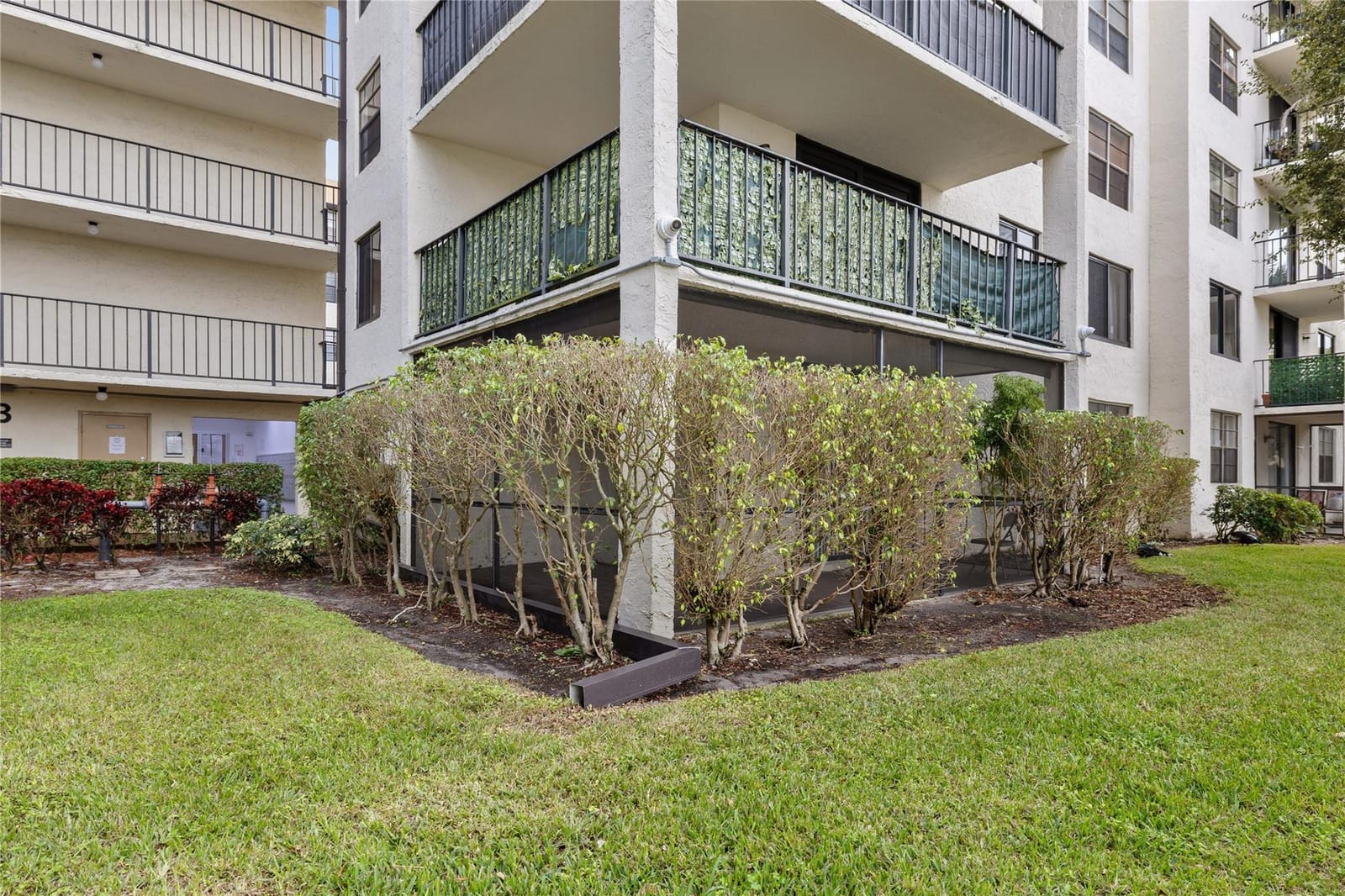 6190 Woodlands Boulevard 111, Tamarac, FL 33319 photo 20