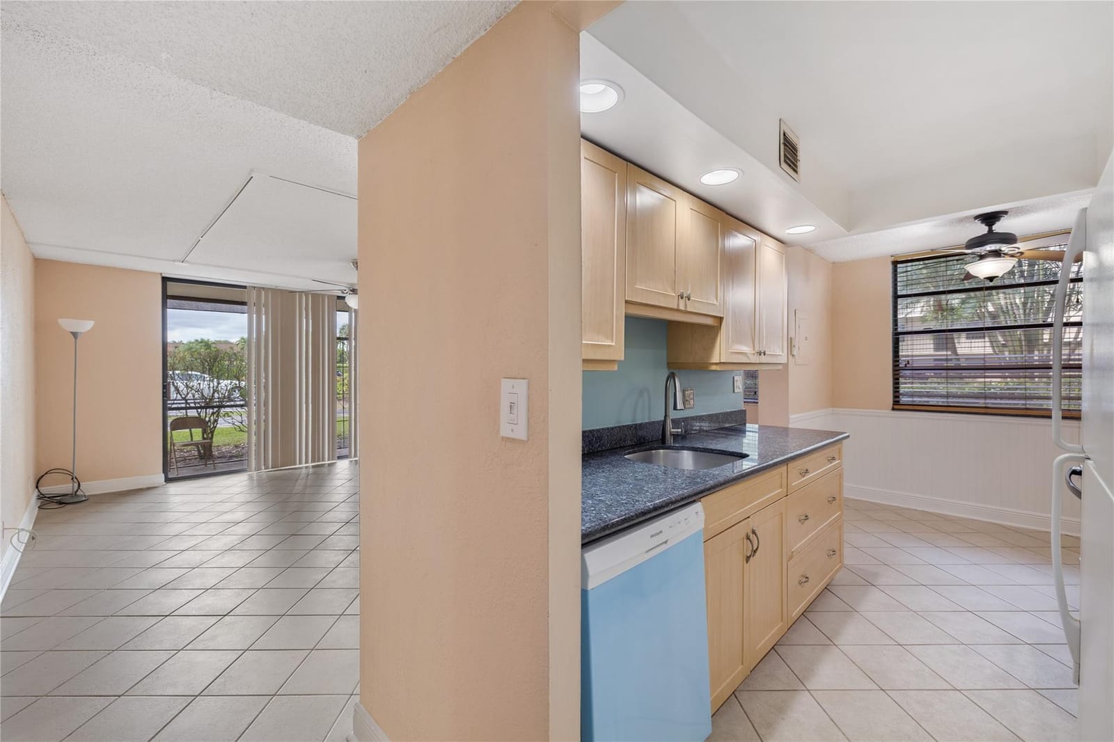 6190 Woodlands Boulevard 111 — photo 5