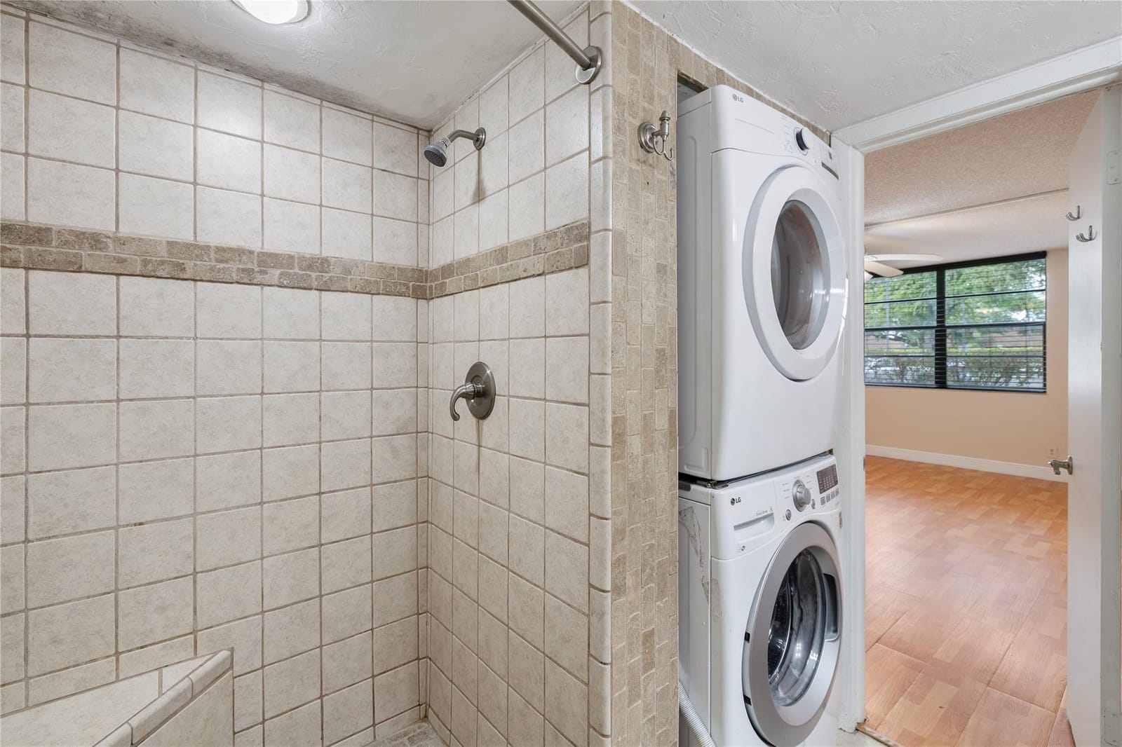 6190 Woodlands Boulevard 111 — photo 10