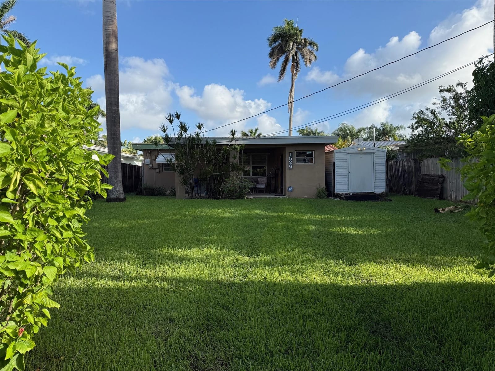 1526 Shenandoah Street — photo 3