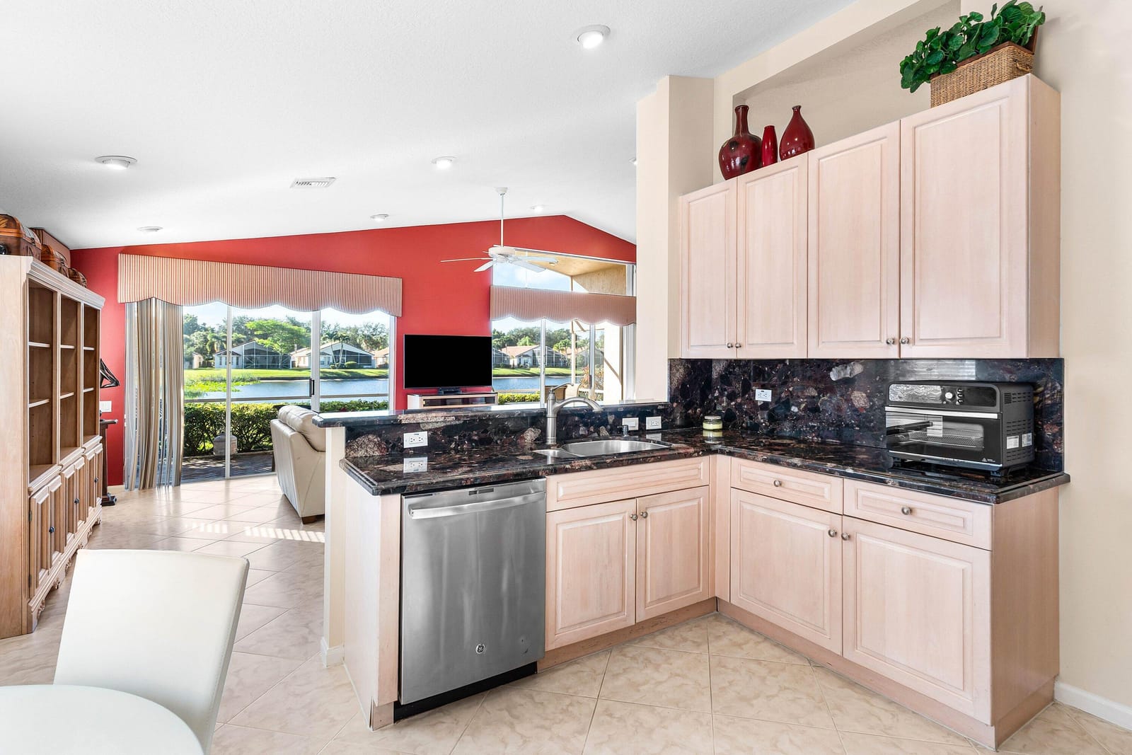 5296 Angel Wing Drive, Boynton Beach, FL 33437 photo 6