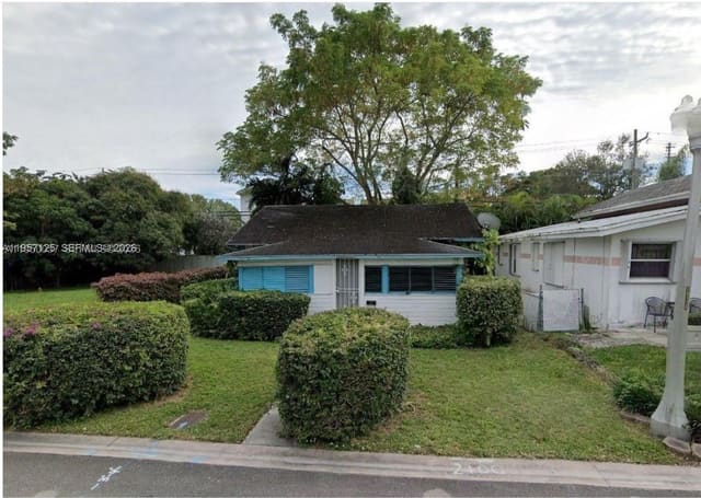 134 Florida Avenue, Coral Gables, FL 33133