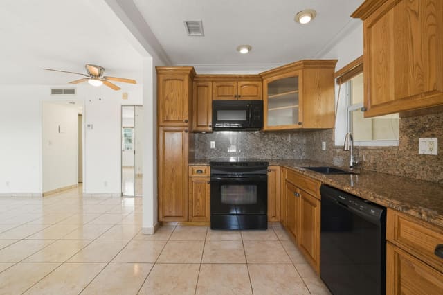 1455 N 12th Court 2B, sold in Crystal Court Manor No 9, Hollywood, FL
