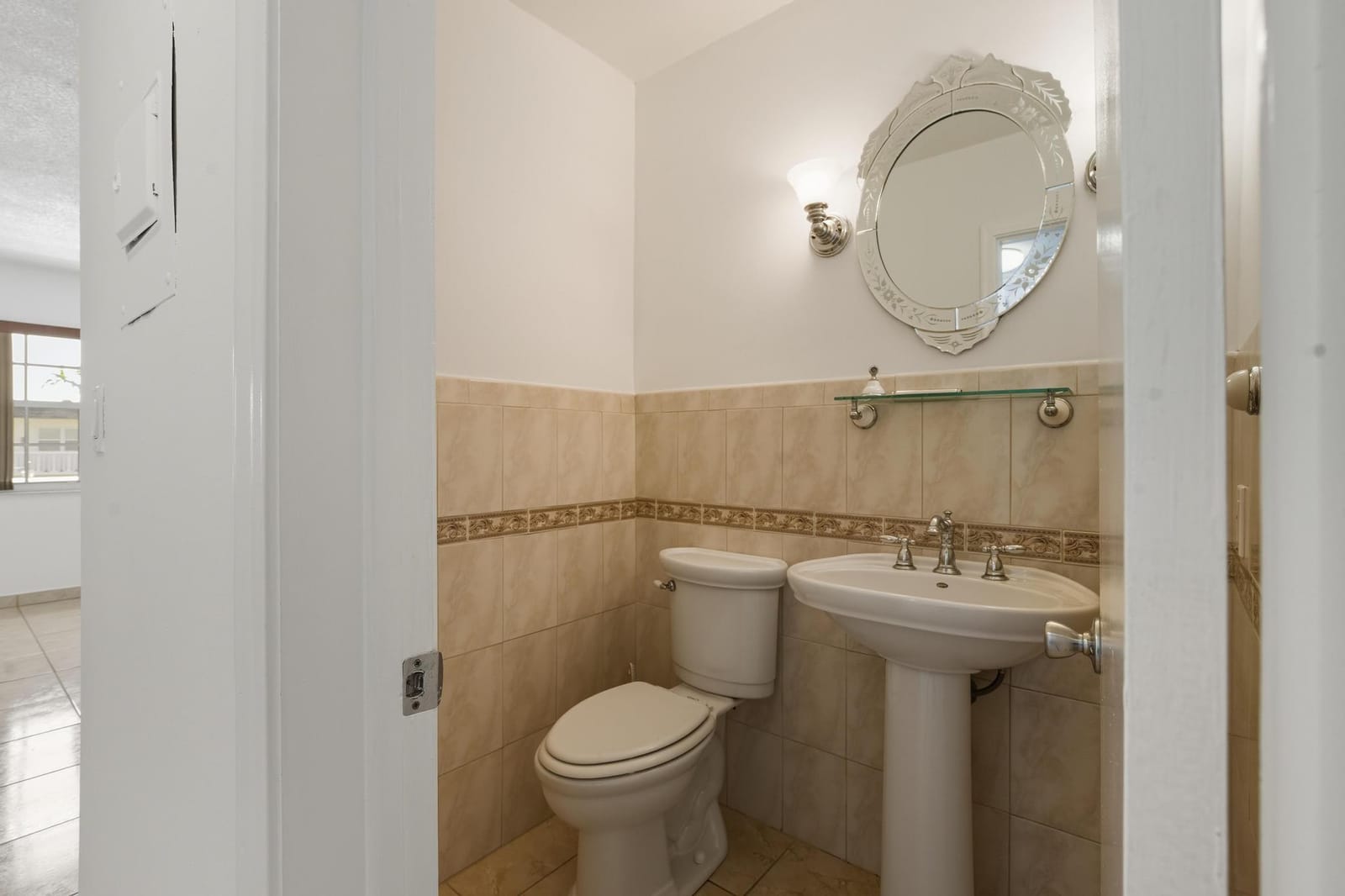 1455 N 12th Court 2B, Hollywood, FL 33019 photo 15