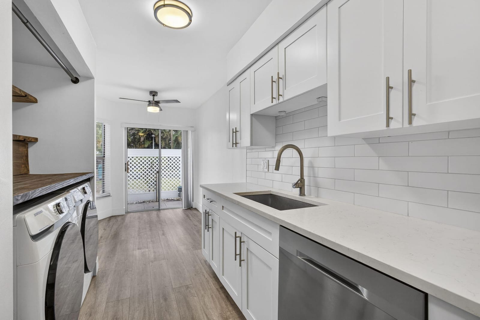 9746 Nickels Boulevard 103 — photo 11