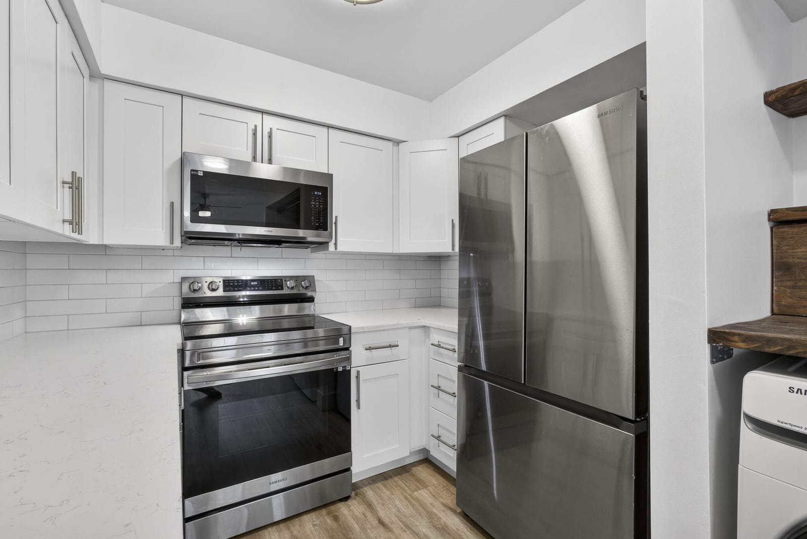 9746 Nickels Boulevard 103 — photo 3