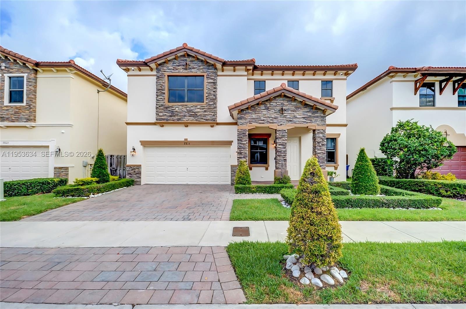 4 bedroom home for sale at 9815 86th, Doral, FL 33178 — $1,050,000