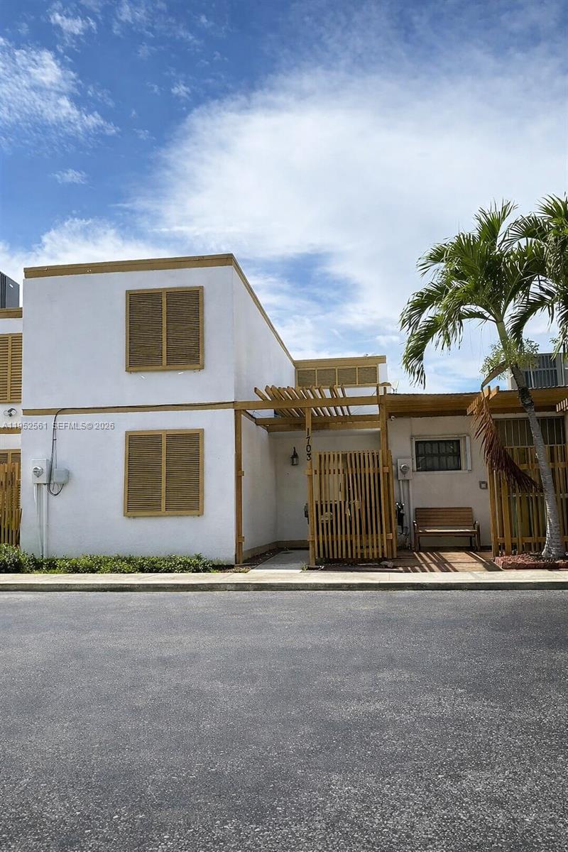 1703 SW 131st Place S Circle, Miami, FL 33175, Miami