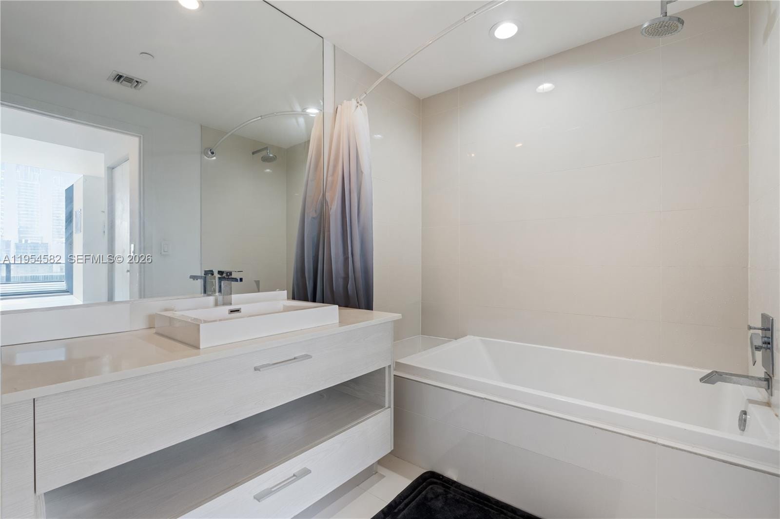 55 SW 9th Street 3005, Miami, FL 33130 photo 18