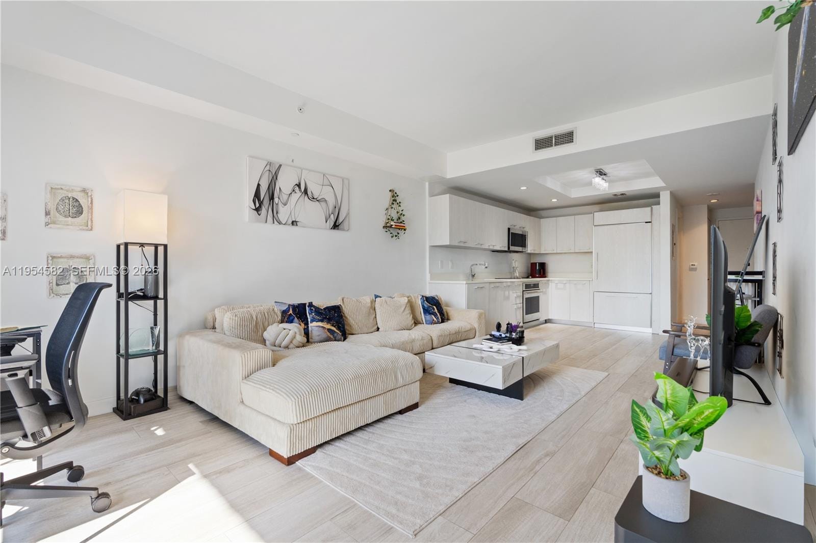 55 SW 9th Street 3005 — photo 5