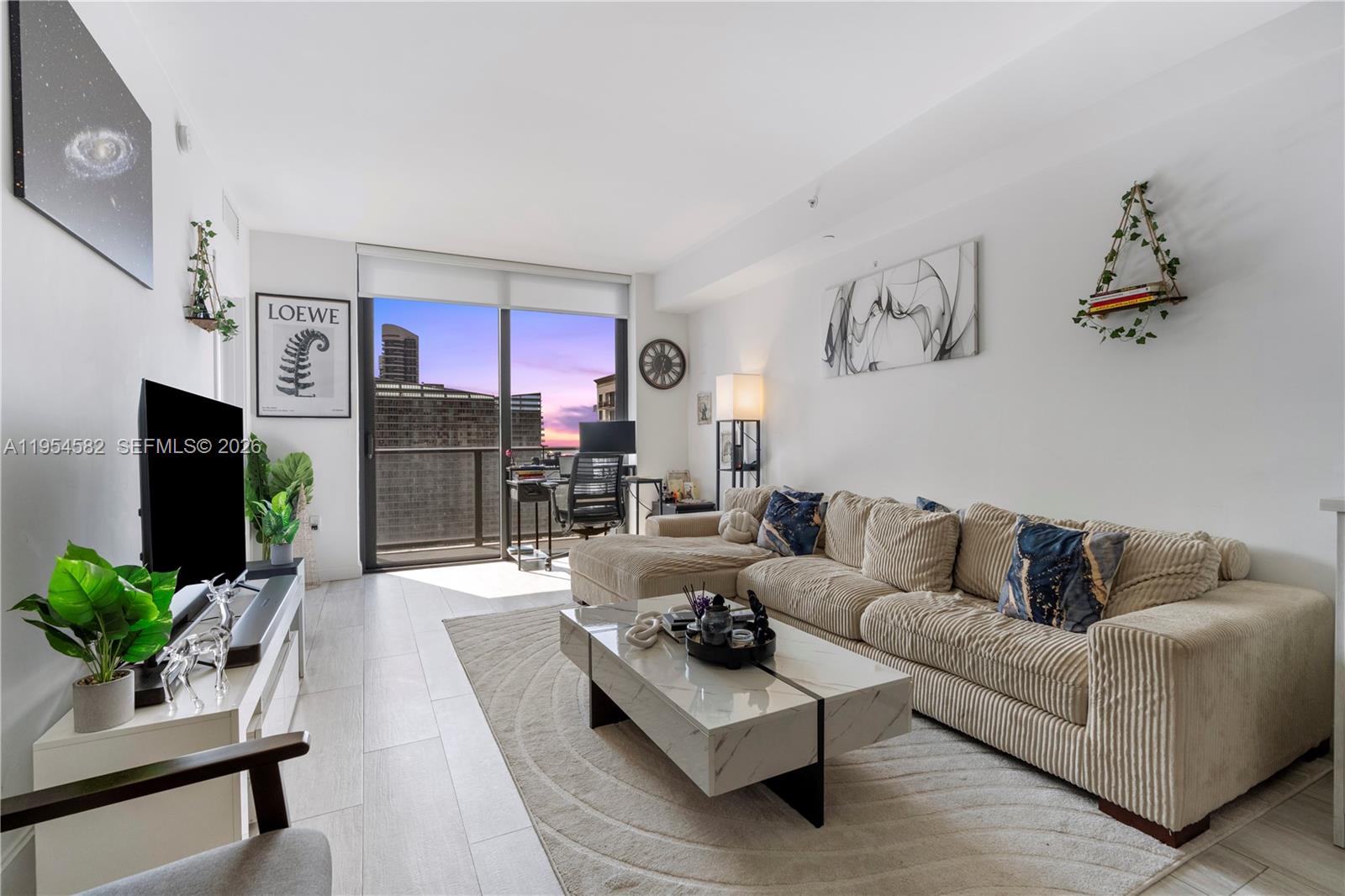 55 SW 9th Street 3005, Miami, FL 33130, Miami