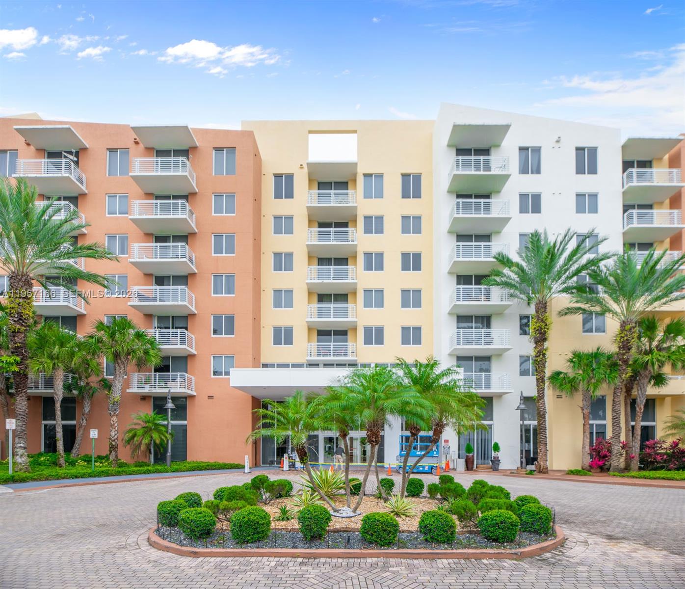 2775 NE 187th Street 215, Aventura, FL 33180, Aventura