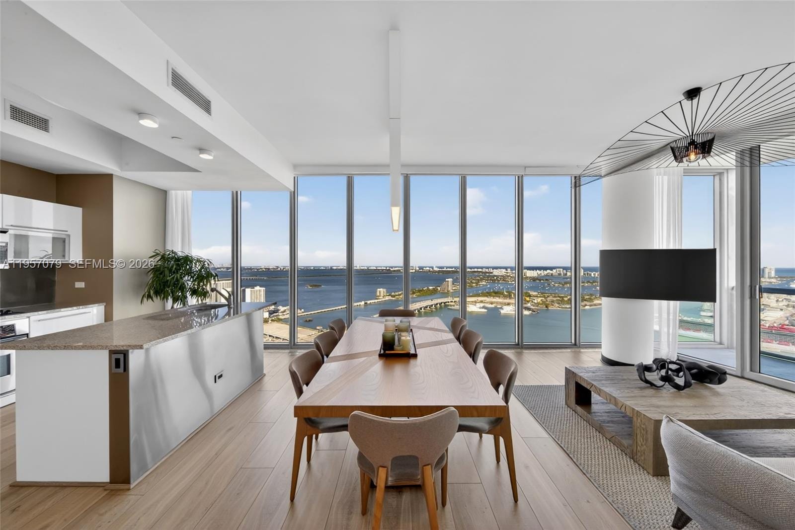 888 Biscayne Boulevard 5508 — photo 2